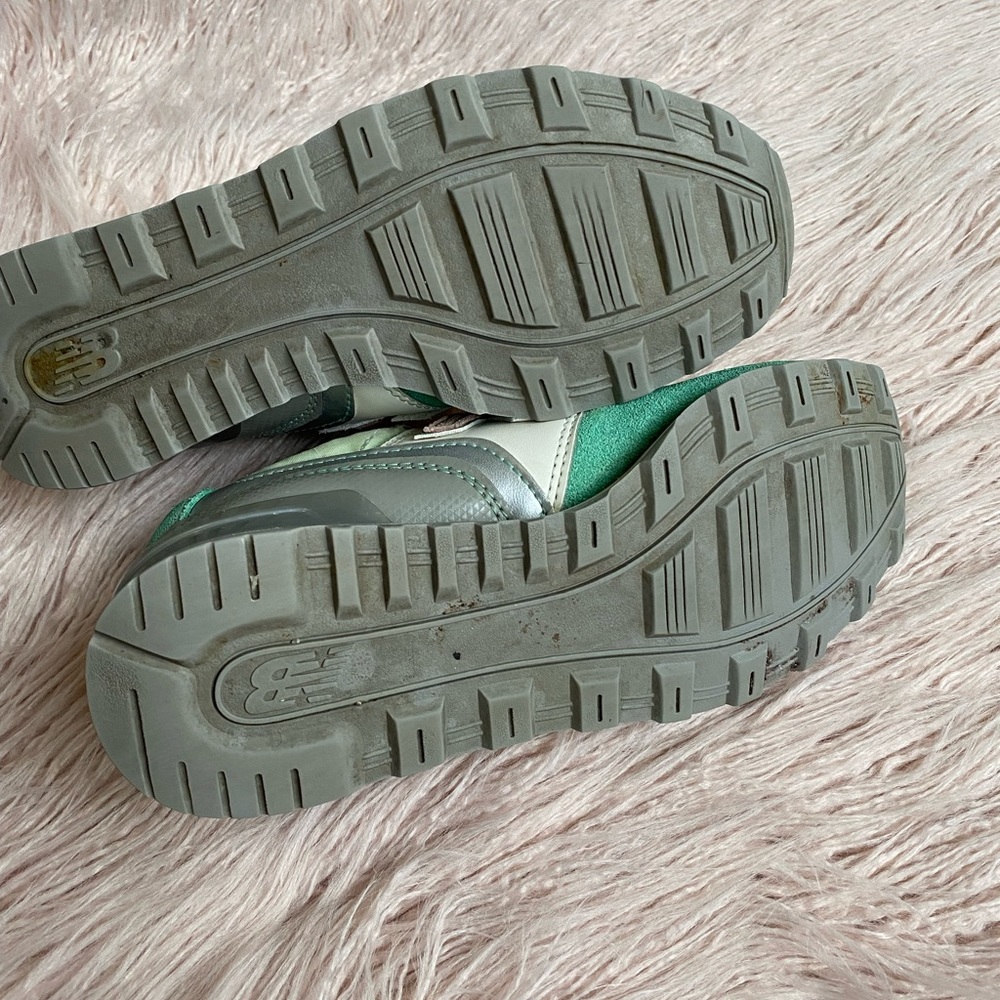⛔️Sold⛔️New Balance 996 women sneakers runners shoes AU6 - Picture 8 of 9